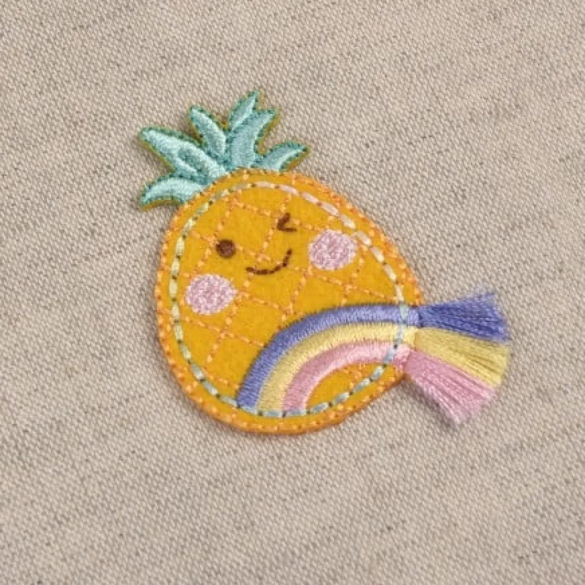 Applikation Bügelbild Ananas Regenbogen mit Fransen 40x30mm
