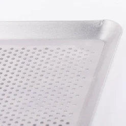 Backblech aus Aluminium perforiert silber 40x30cm von Zenker