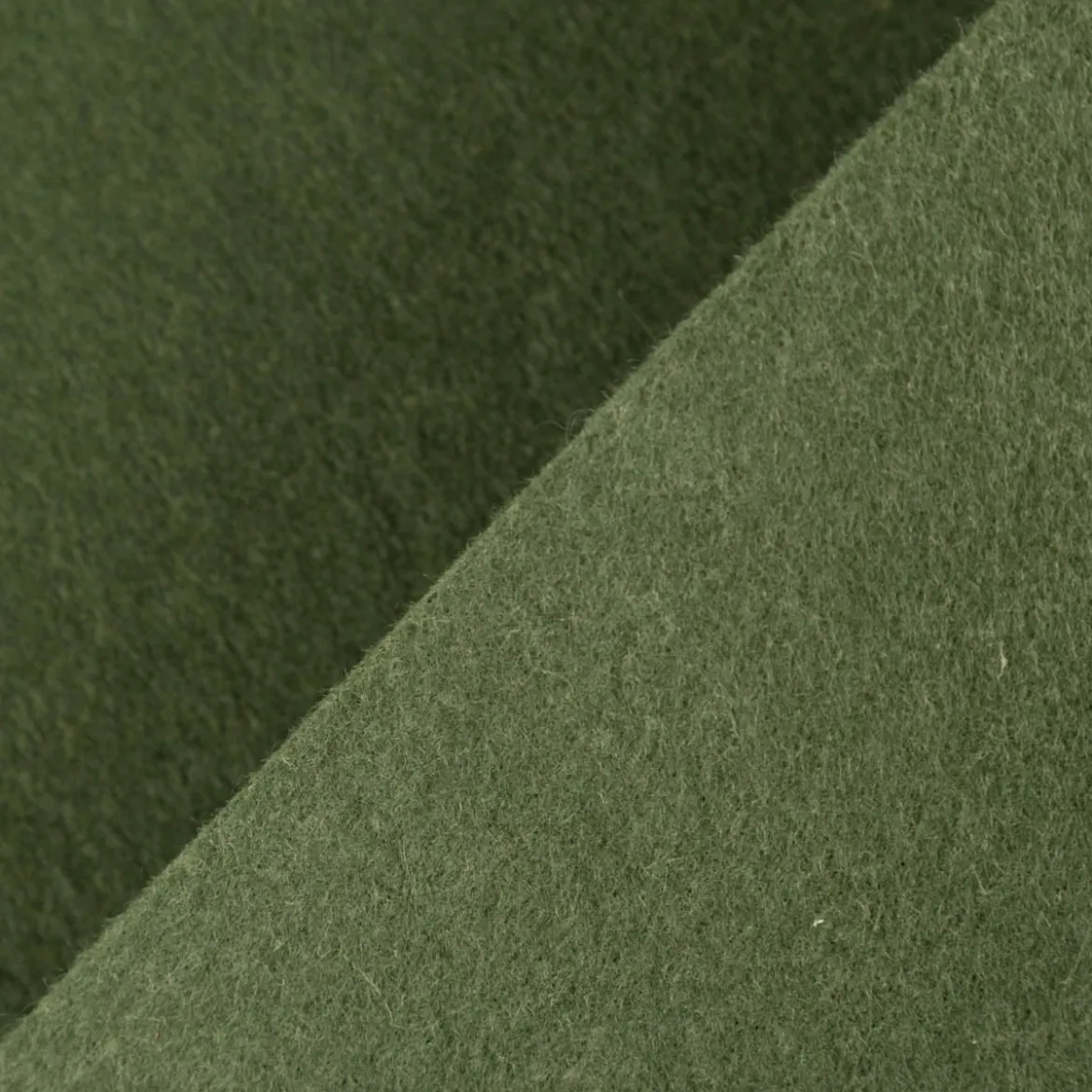 Bastelfilz Meterware 4 mm grün 45 cm breit