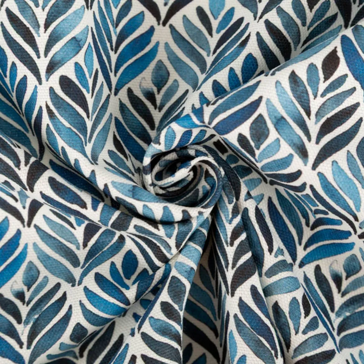 Baumwollstoff Dekostoff Halbpanama Digitaldruck Aquarell Ornamente weiß blau 1,40m Breite