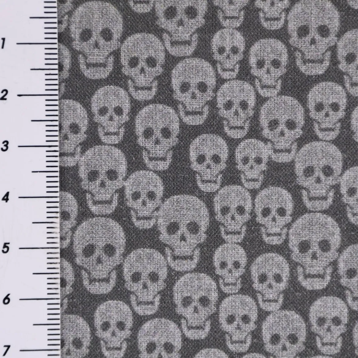 Baumwollstoff Perkal Digitaldruck Mini Totenköpfe grau dunkelgrau 1,50m Breite