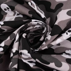 Baumwollstoff Popeline Camouflage Totenköpfe grau 1,44m Breite