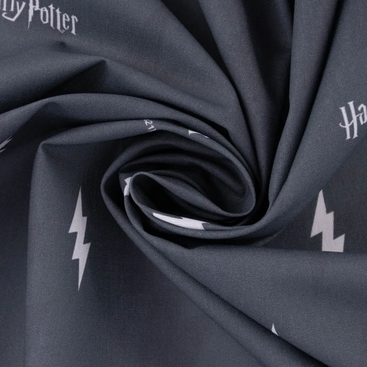 Baumwollstoff Popeline Digitaldruck Harry Potter Schriftzug Blitz grau weiß dunkelgrau 1,5m Breite