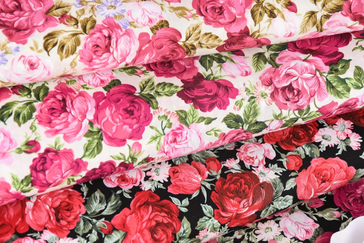 Baumwollstoff Rosen beige rosa pink grün 1,45m Breite