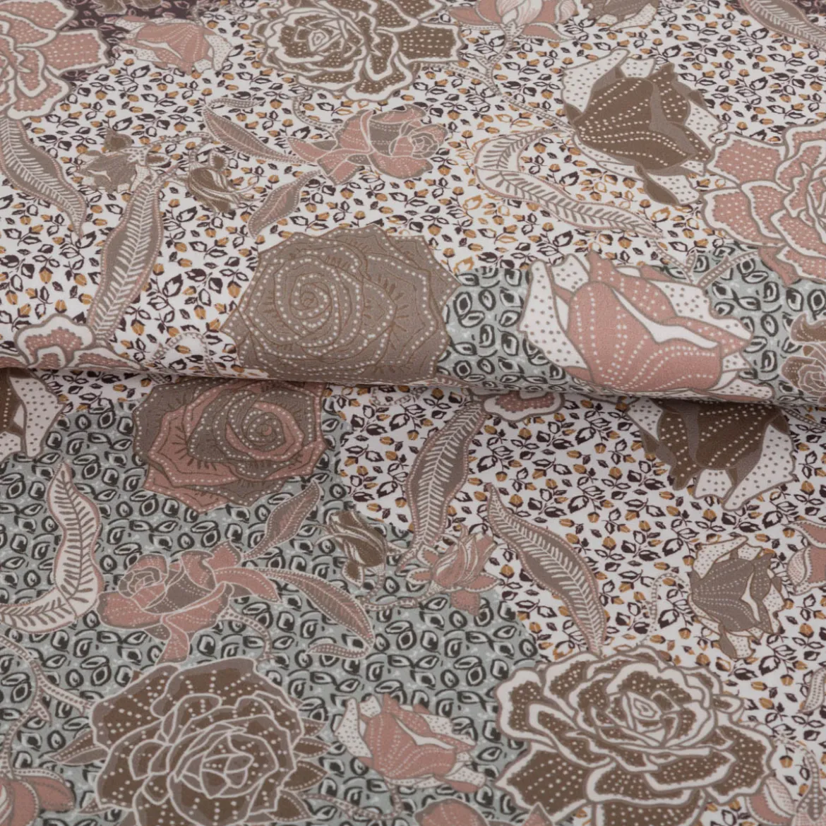 Baumwollstoff Trachtenstoffe Trachten Rosen Blätter groß beige rosa 1,45m Breite