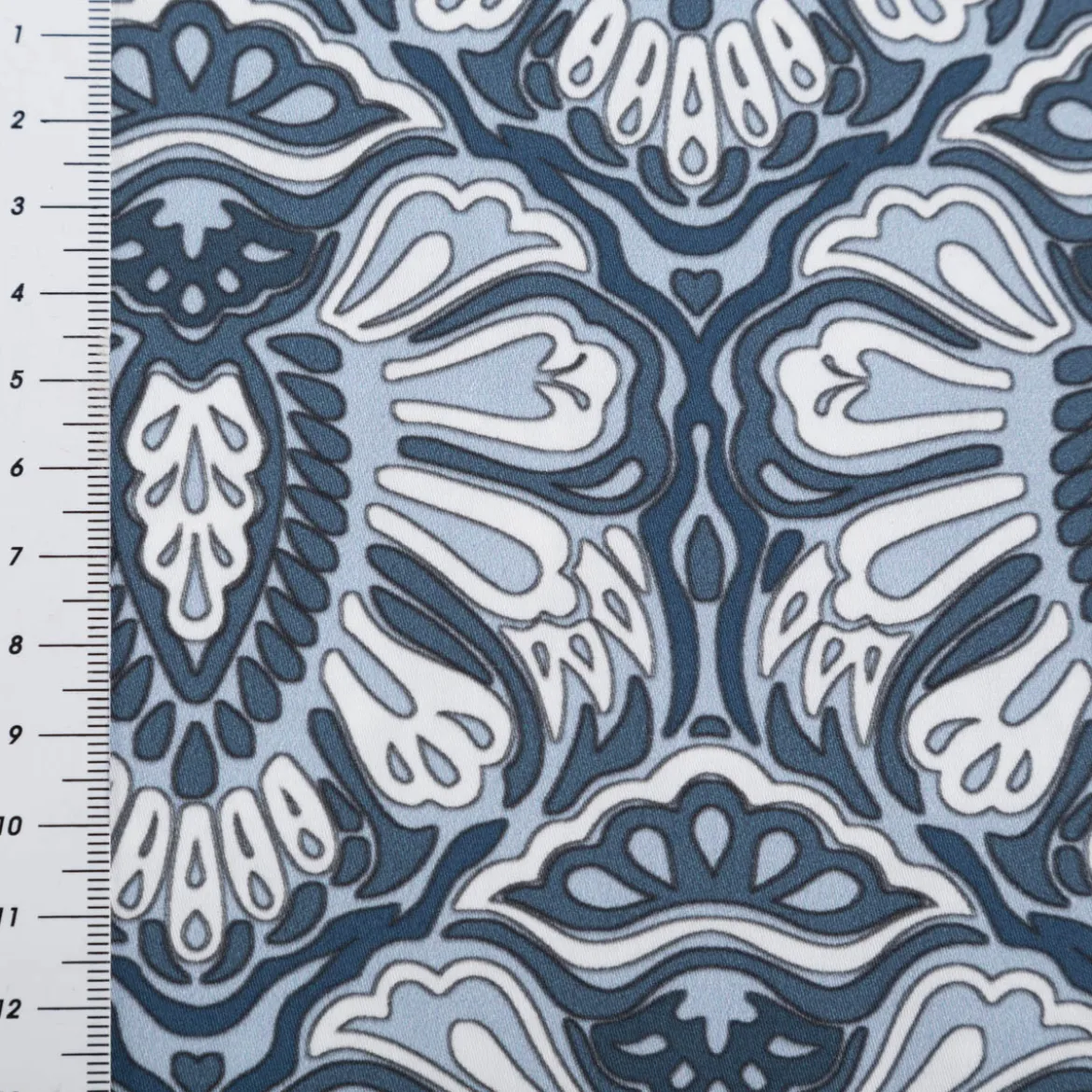 Baumwollstoff Trachtenstoffe Trachten Blumen Ornament Barock groß blau weiß 1,45m Breite