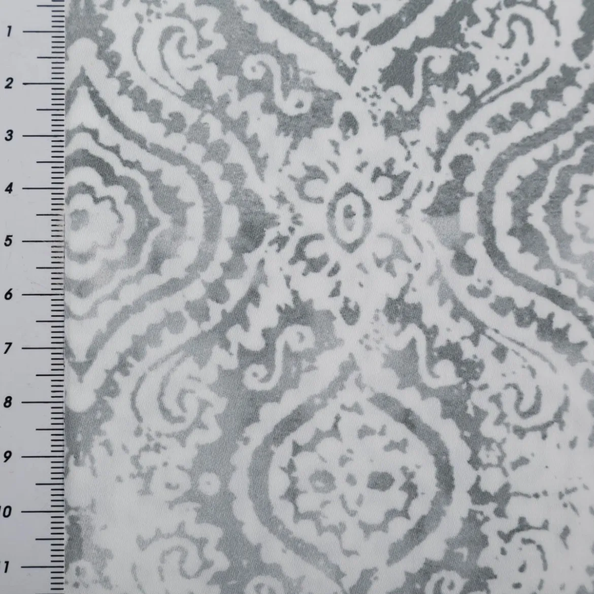 Baumwollstoff Trachtenstoffe Trachten Ornament Barock weiß grau 1,45m Breite