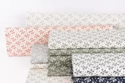 Baumwollstoff Trachtenstoff Blumen dunkelblau weiß 1,4m Breite