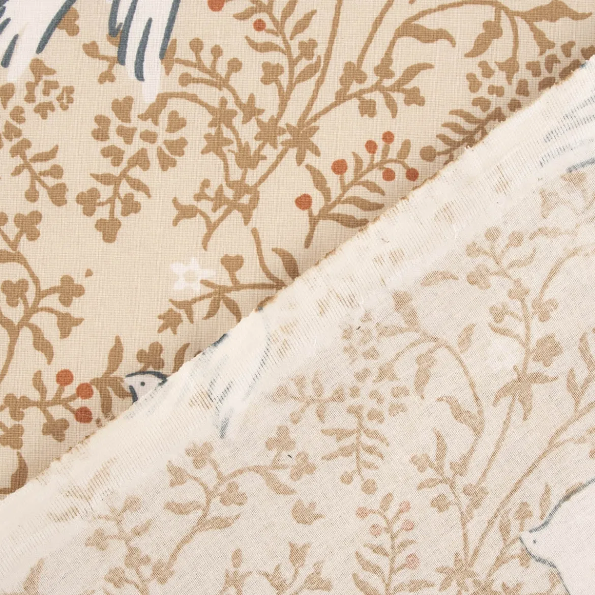 Baumwollstoff Webware Daphne Vögel Tauben Zweige beige 1,47m Breite