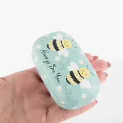 Bee Mini Travel Case Mini-Etui Bienen mintgrün von Sass & Belle ca. 16x6,5x2,5cm