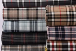 Bekleidungsstoff Karostoff Schottenkaro kariert braun weiß rot schwarz 1,45m Breite