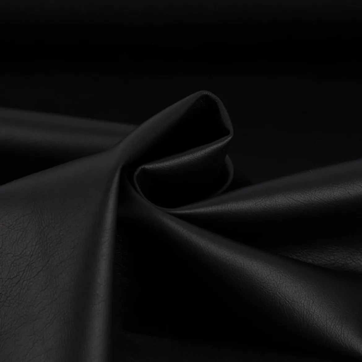 Bekleidungsstoff Kunstleder Lederimitat schwarz matt 1,4m Breite