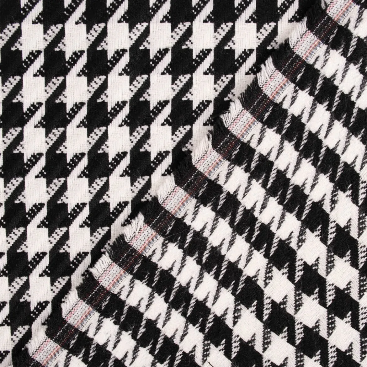Bekleidungsstoff Viskose Pied de Poule Hahnentritt groß weiß schwarz 1,45m Breite