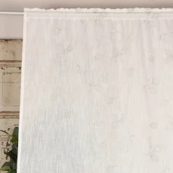 Bio Gardine transparenter Vorhangschal aus Bio Baumwolle mit Blätterstickerei und natürlicher Leinenstruktur weiß grün 140x245cm