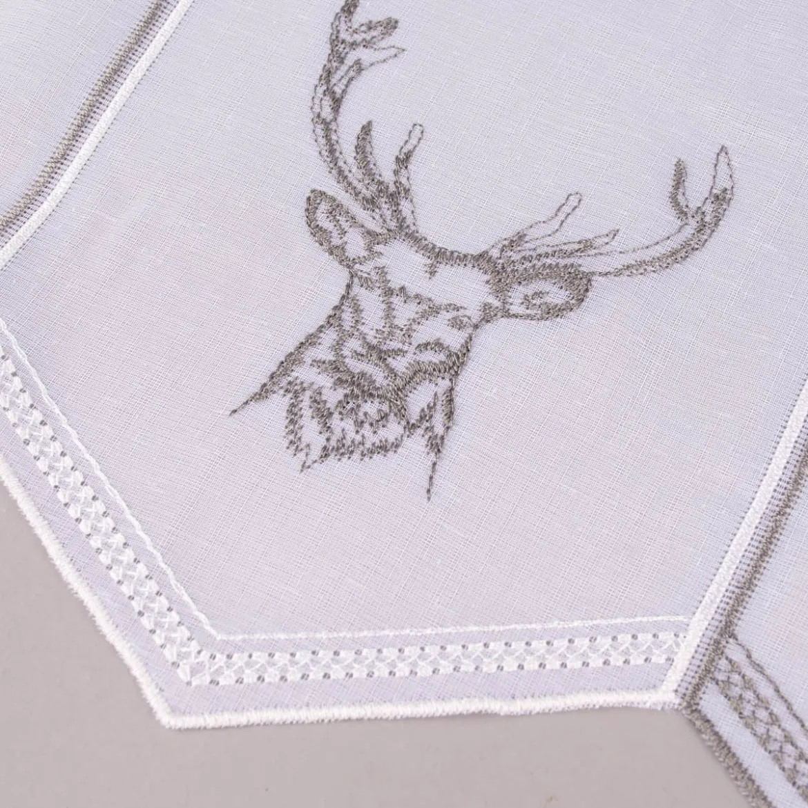 Bistrogardine Panneaux Scheibengardine nähfrei Stickerei Hirsch wollweiß grau 30cm Höhe