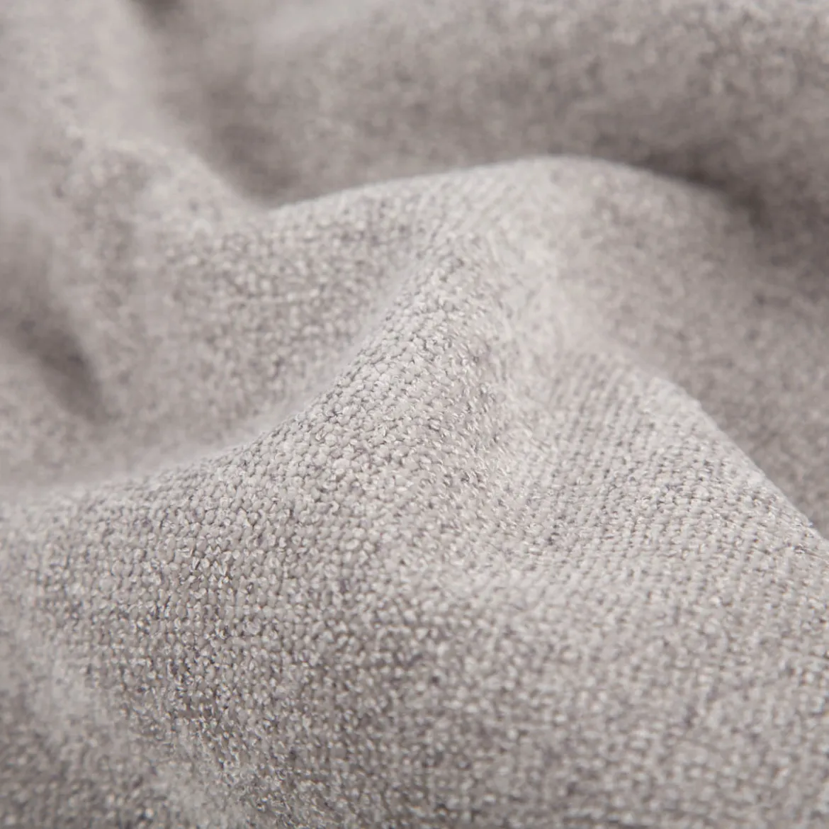 Boucle Polsterstoff mit Fleckschutz Petproof Doha uni grau 1,45m Breite