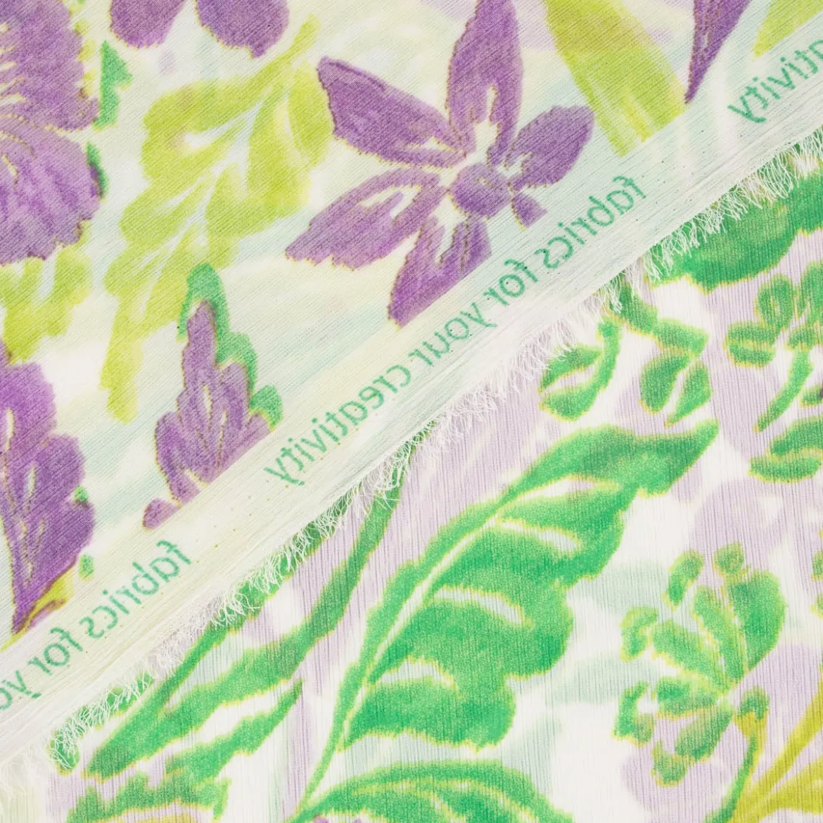 Chiffon Blumen Papagei grün gelb lila 1,49m Breite