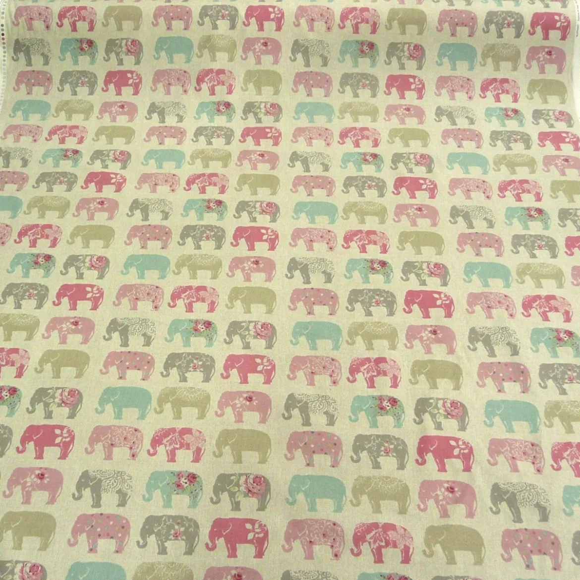Clarke & Clarke Baumwollstoff Elefanten Pastell rosa türkis grau