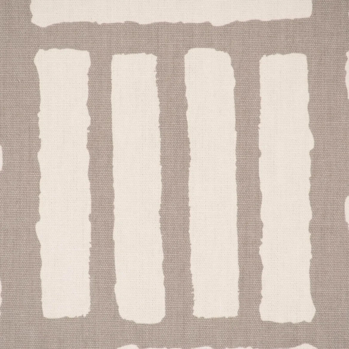 Clarke & Clarke Baumwollstoff Malva taupe braun