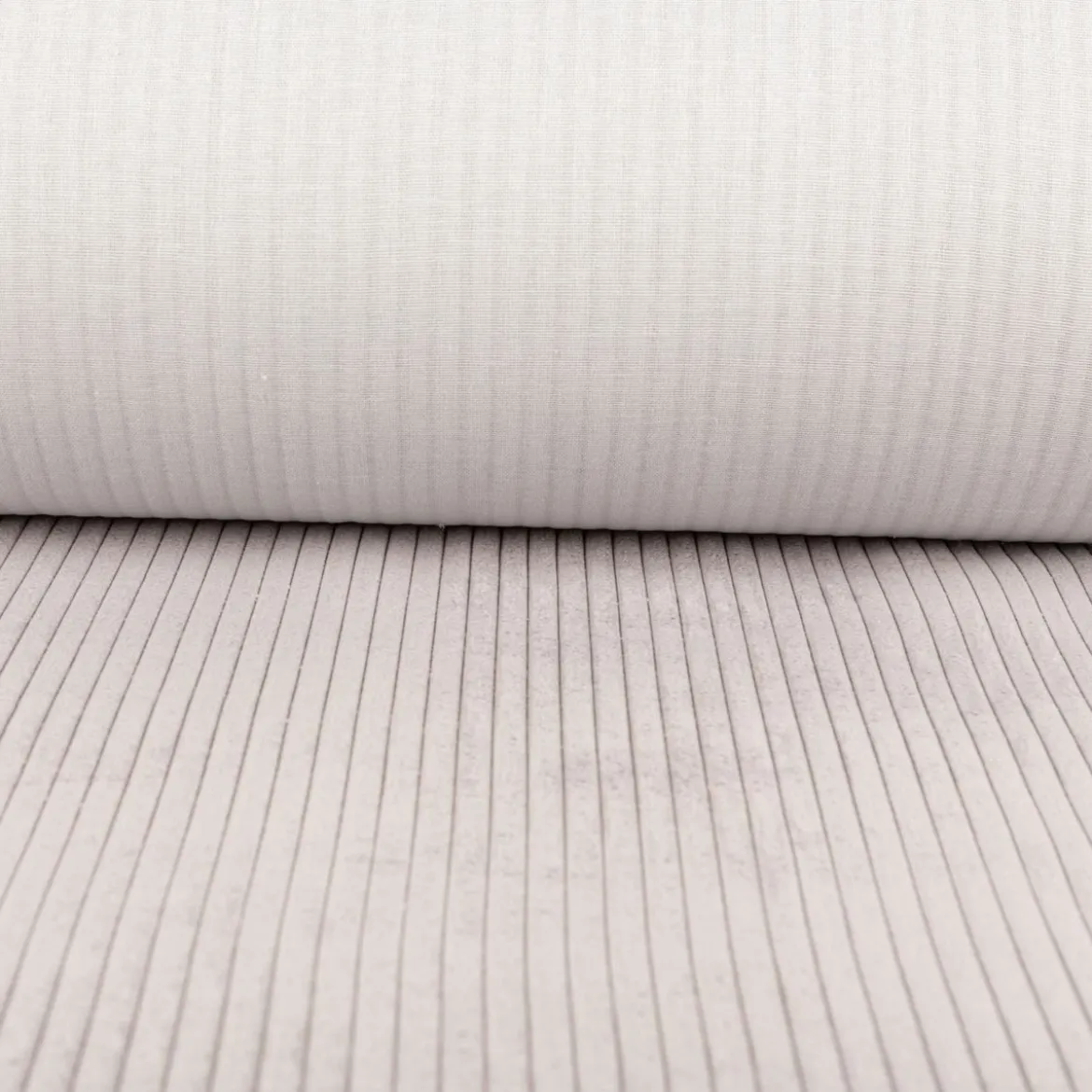 Cord Polsterstoff Möbelstoff Breitcord Baby Rib grau 1,45m breit