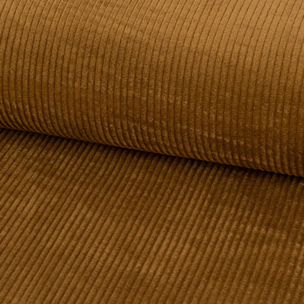 Cord Stoff aus Baumwolle Bekleidungsstoff Dekostoff 4,5W grob vorgewaschen einfarbig oliv-grün 1,4m Breite