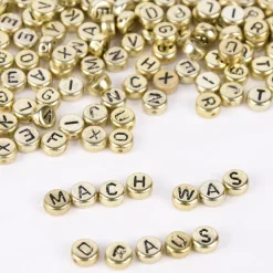 Creativ Company Buchstaben Perlen Set 200 Stück goldfarbig 7mm