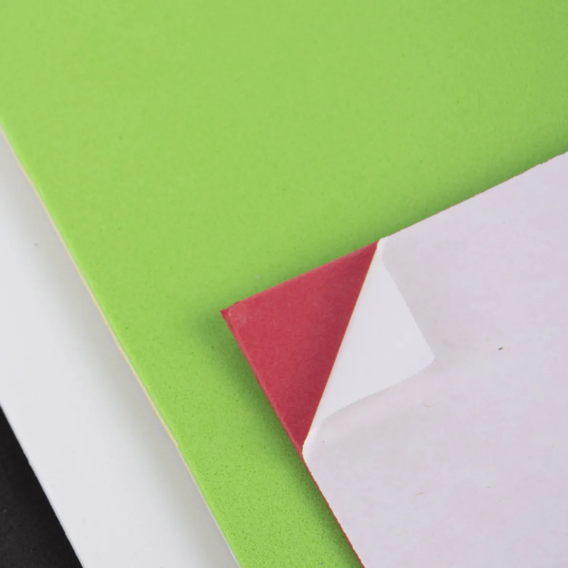 Creativ Company Moosgummi-Bögen 5 verschiedene Farben selbstklebend A5 15x21cm