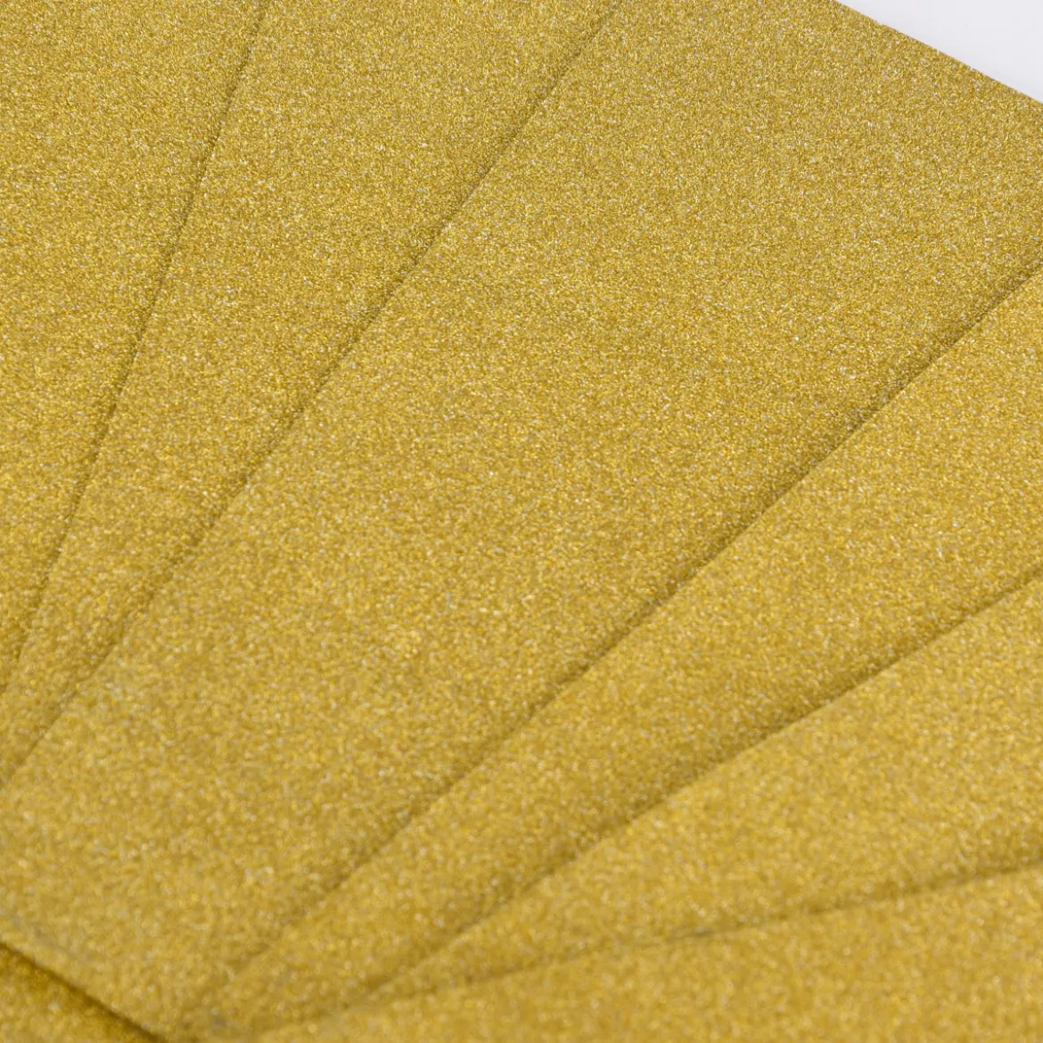 Creativ Company Papiertüte 8er Pack einfarbig goldfarbig glitzernd 9x17x6cm
