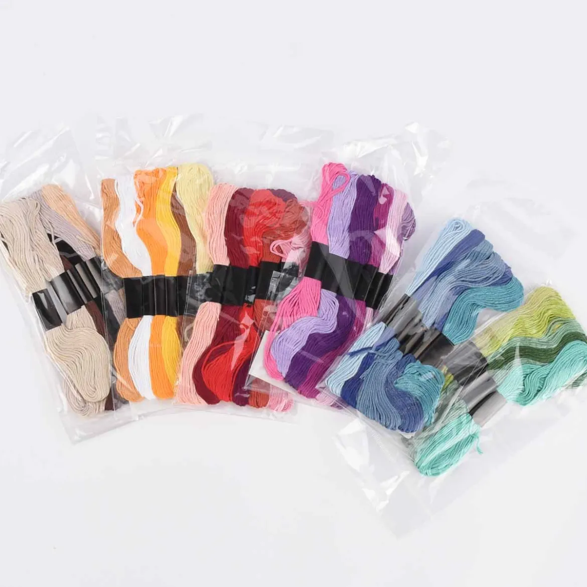 Creativ Company Stickgarn 6 Stück abgestimmte Farben Grüntöne 1mmx8m