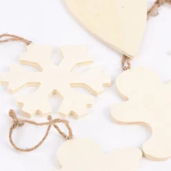 Creativ Company Weihnachtshänger mit Kordel verschiedene Modelle Holz natur 9-11cm
