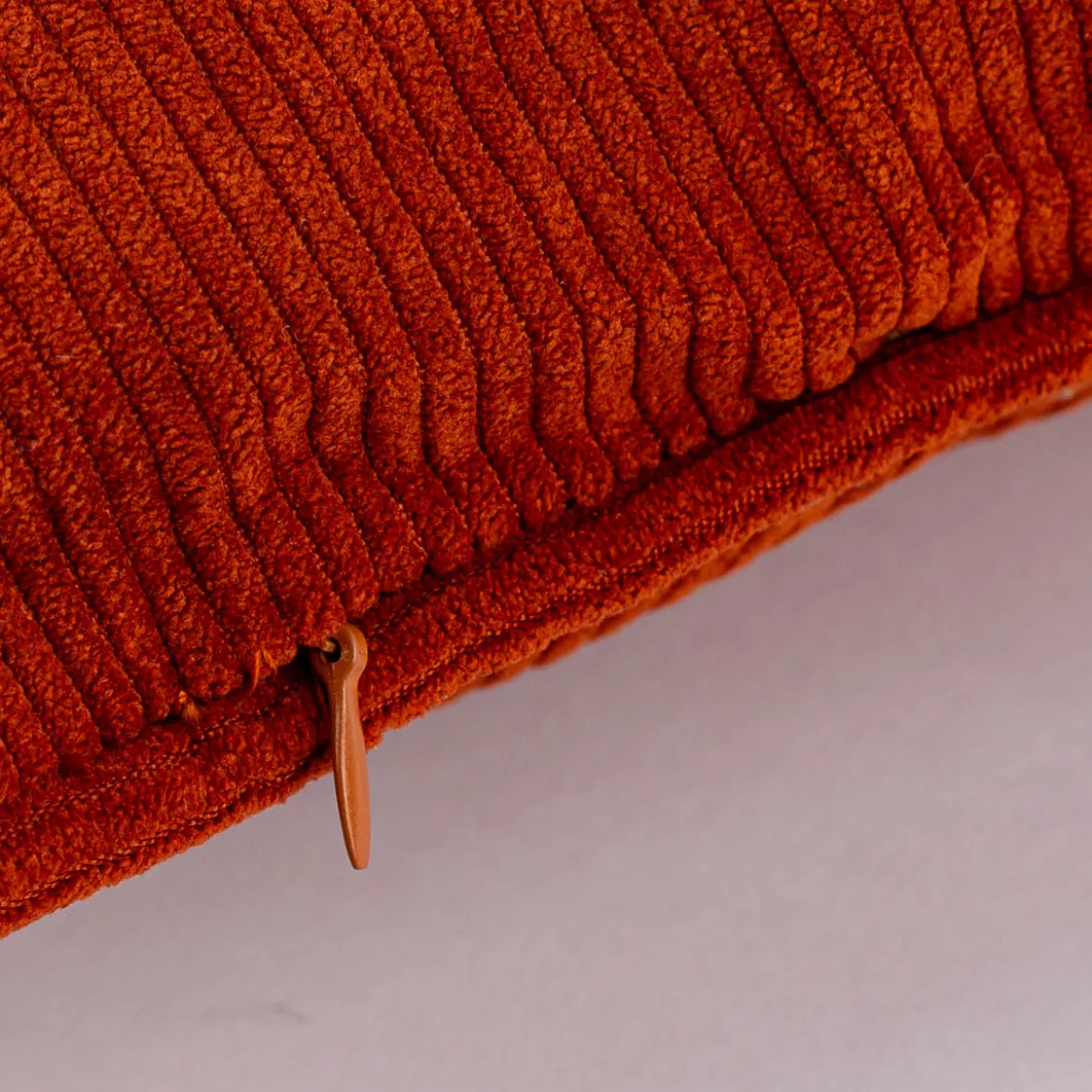 Deko Kissen aus Cord mit Kederumrandung einfarbig rost rot 45x45cm