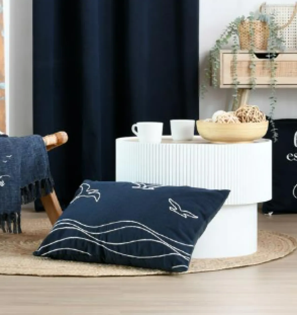 Dekokissen Möwen Stickerei jeansblau meliert weiß 40x60cm