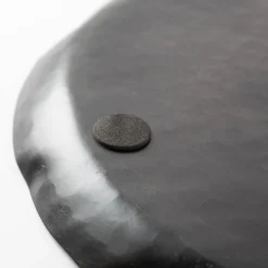 Dekoschale Teller aus Aluminium mit Prägedessin in mattem Anthrazit 37x2cm