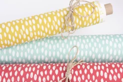 Dekostoff Bayside Honeydew rot mit Klecksen Tropfen 1,38m Breite
