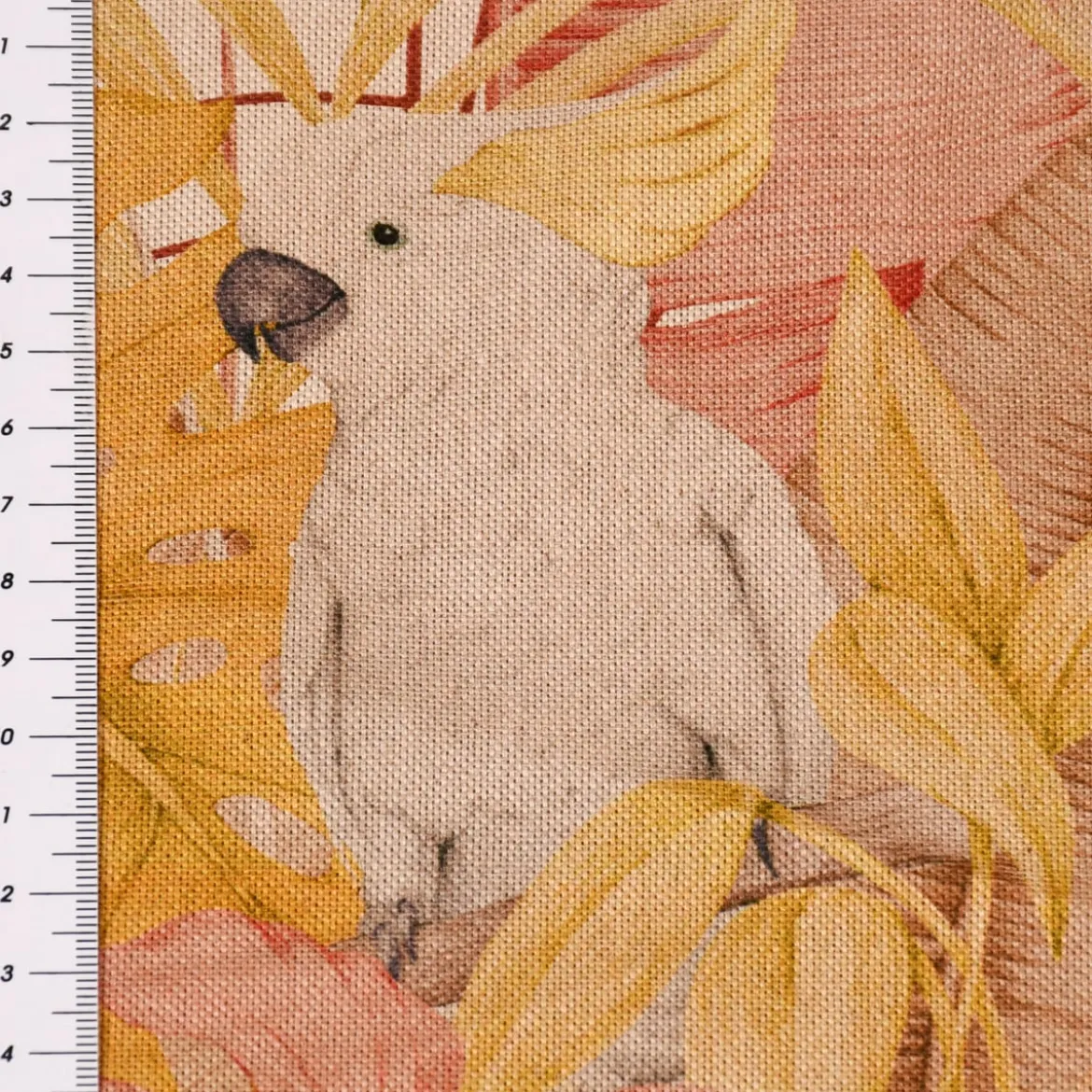 Dekostoff Halbpanama Leinenlook Royal Cockatoo Palmenblätter Kakadus natur gelb rosa 1,40m Breite
