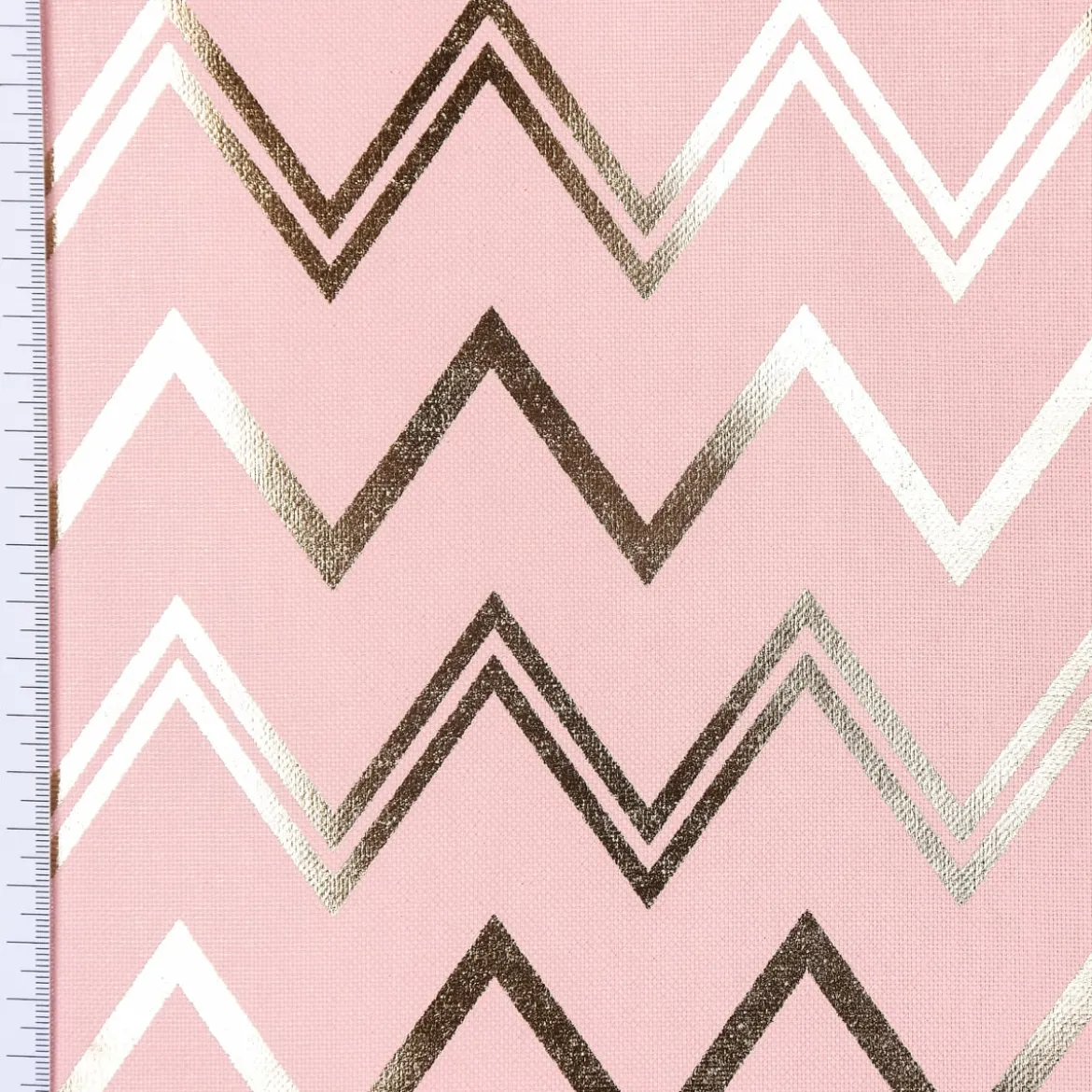 Dekostoff Halbpanama Metallikdruck Chevron Zacken rosa goldfarbig metallic 1,40m breit