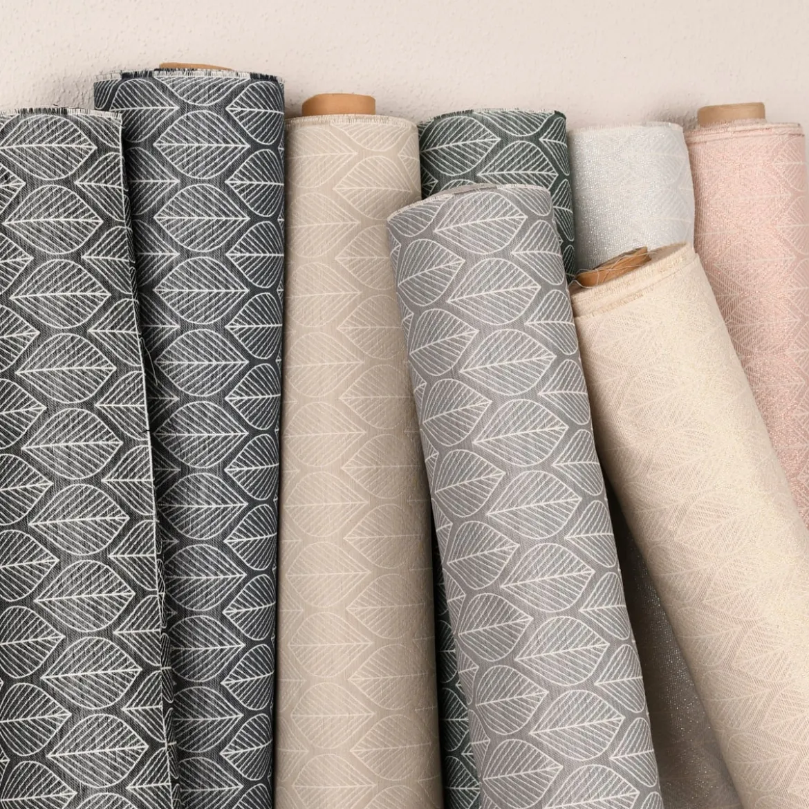 Dekostoff Jacquard Doubleface Premium Leaf Retro Scandi Blätter beige 1,4m Breite