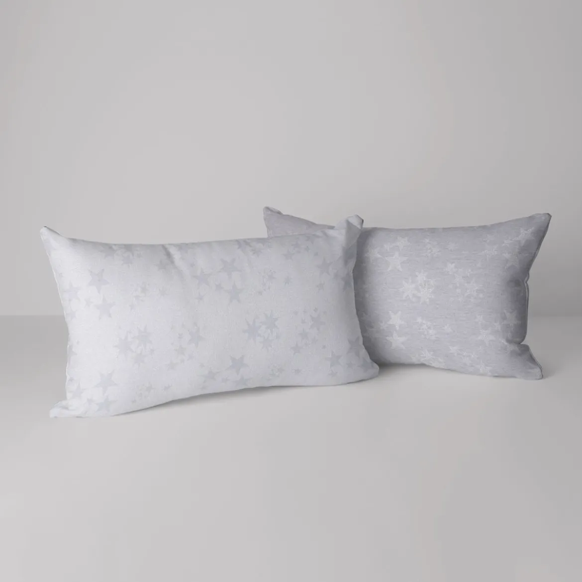 Dekostoff Lurex Wendestoff Weihnachten beidseitig Sterne grau silber 1,6m Breite