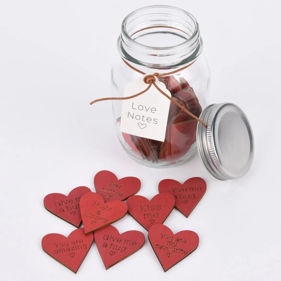 Dekostreu Loveletters Herz rot 30-tlg.