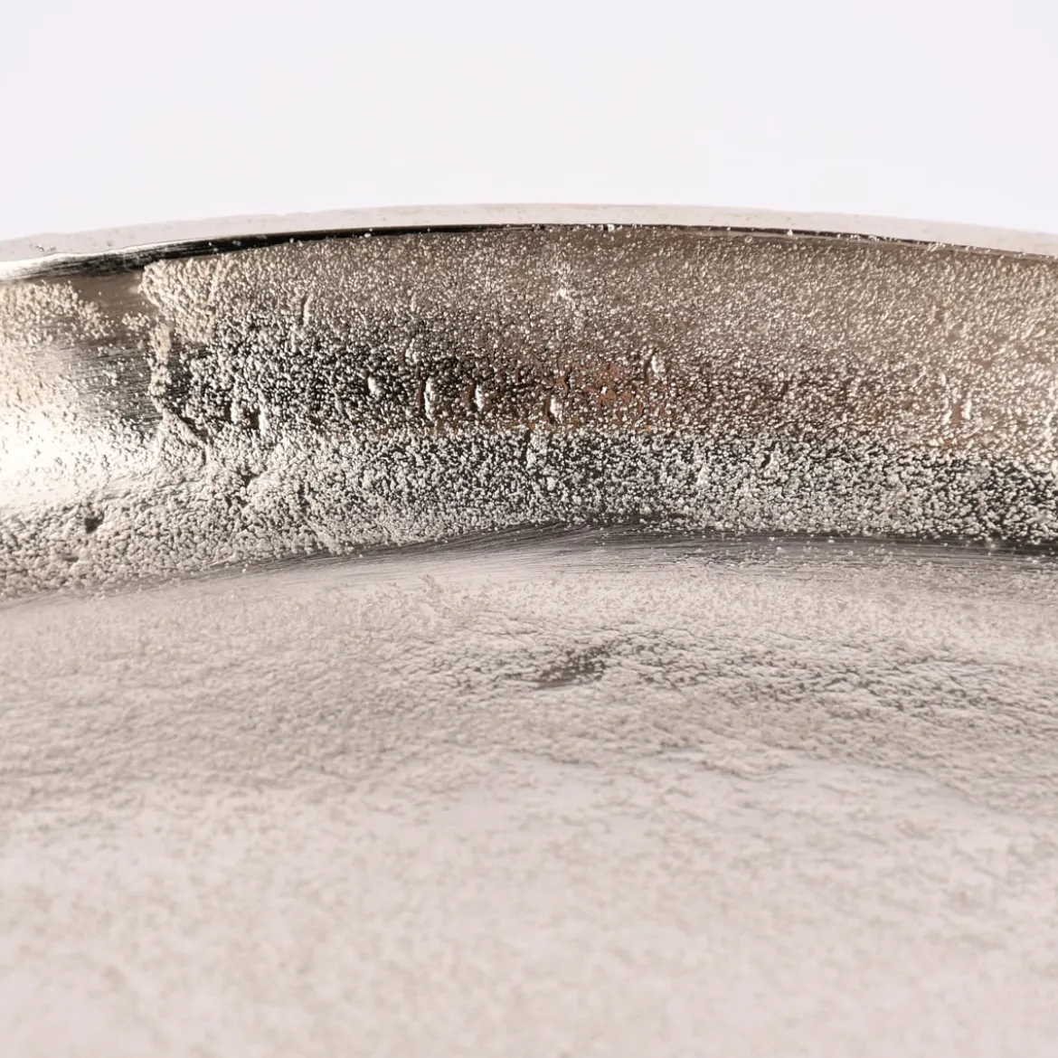 Deko Teller auf Fuß strukturiert Aluminium silberfarbig 49x27,5cm