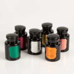 Duftkerze Sojakerze Apothecary Noir Palo Santo 226gr von Paddywax