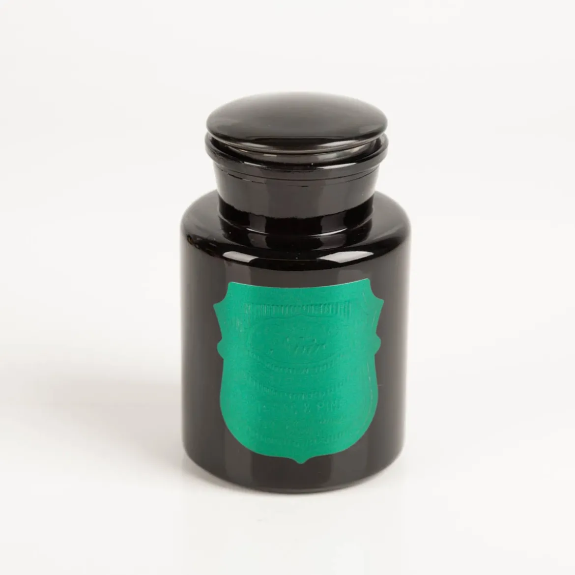 Duftkerze Sojakerze Apothecary Noir Tabac & Pine 226gr von Paddywax