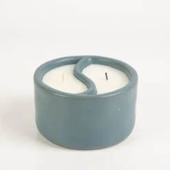 Duftkerze Sojakerze Yin-Yang Royal Blue Sea Moss/Sage 311gr im Keramiktopf von Paddywax