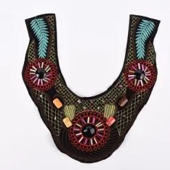 Einsatz Ausschnitt zum Nähen Ethno Tropic schwarz bunt 25x30cm