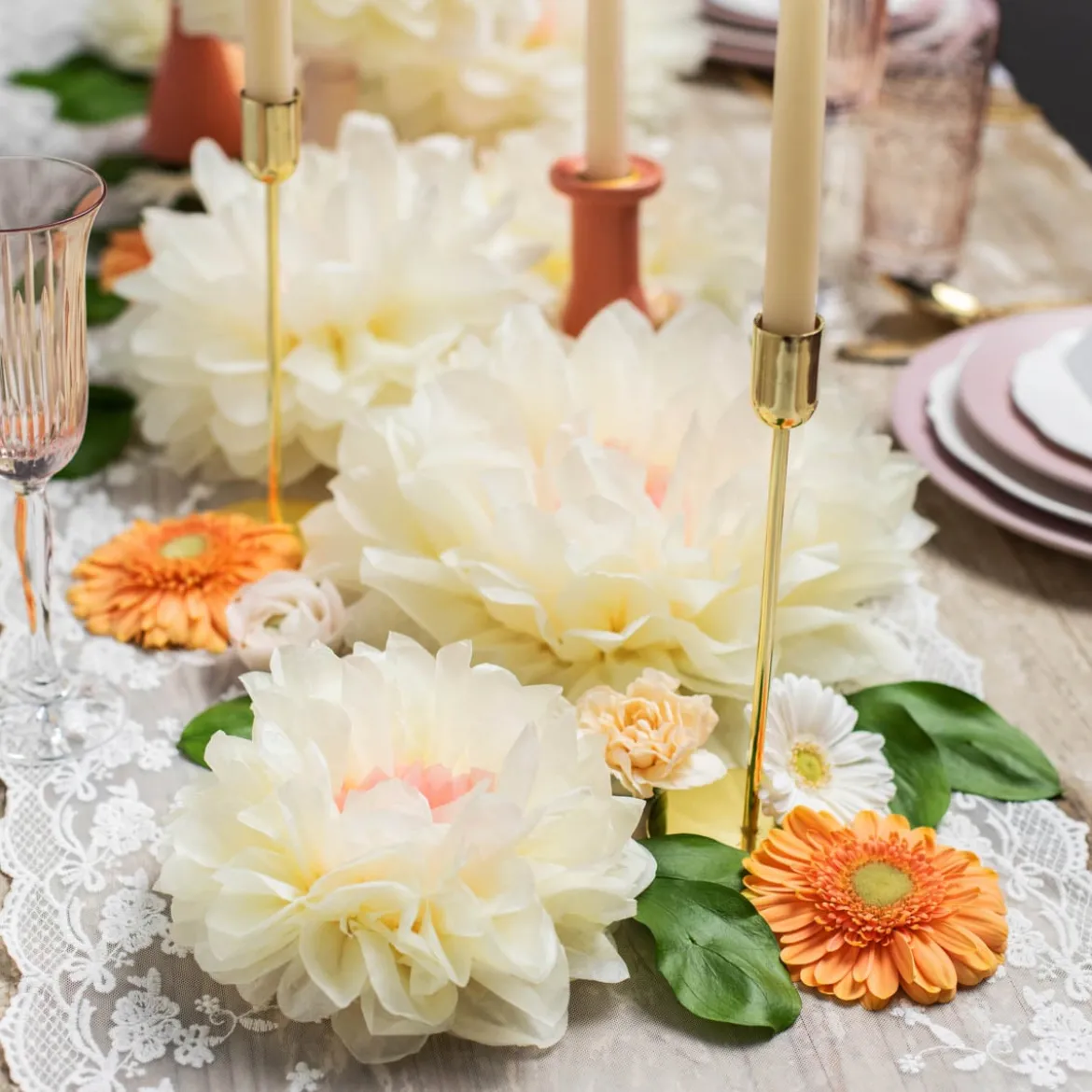 5er Set Blumen aus Seidenpapier cremeweiß rosa 30cm 25cm und 20cm