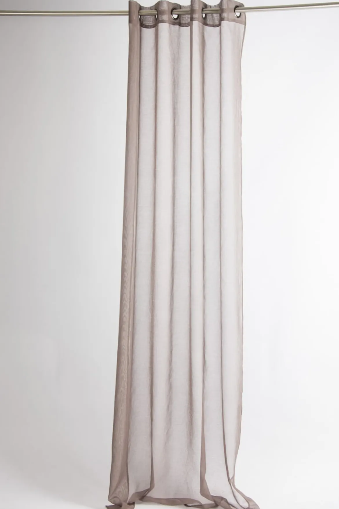 Fertiggardine Ösengardine einfarbig Voile Struktur braun 135x260cm
