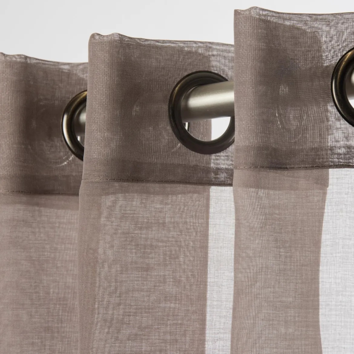 Fertiggardine Ösengardine einfarbig Voile Struktur braun 135x260cm