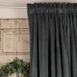 Fertiggardine Velia Samt mit verdeckten Schlaufen einfarbig steingrau 140x245cm