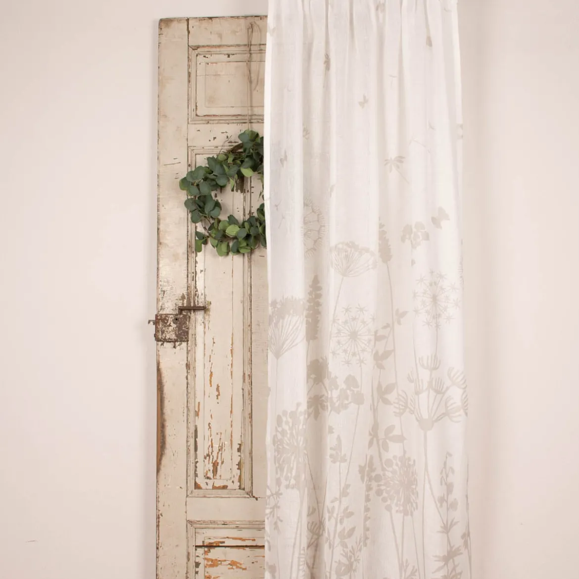 Fertigschal mit Schlaufenband Blumenwiese wollweiß sand 140x245cm