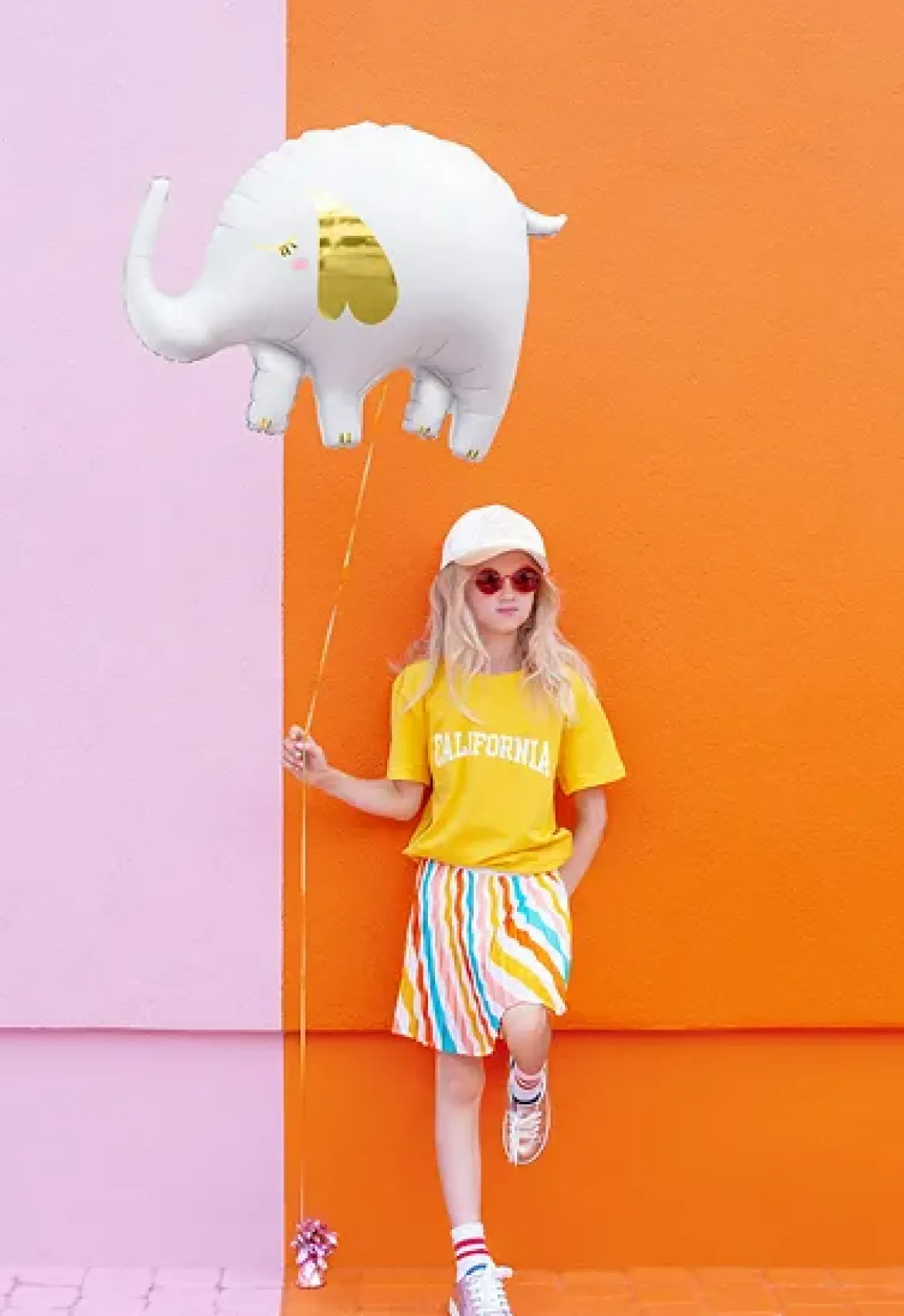 Folienluftballon Elefant weiß gold zum Aufblasen 83x58 cm